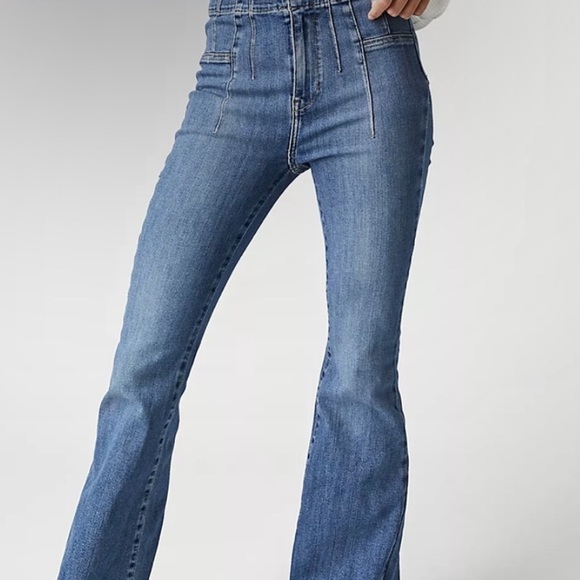FREE PEOPLE …. We the Free Jayde Flare Jeans‼️ - Picture 4 of 9
